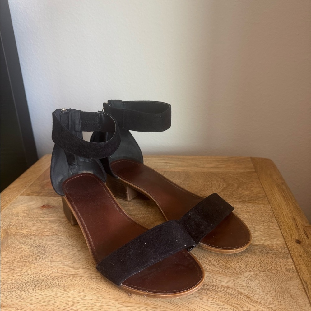 Black Women's Heeled Sandals